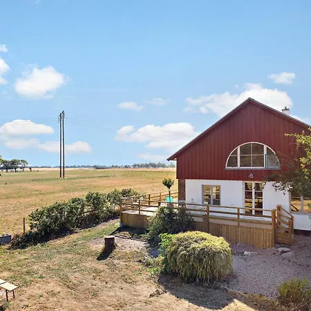 Holiday home Country